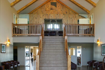 Auberge Bouctouche Inn & Suites