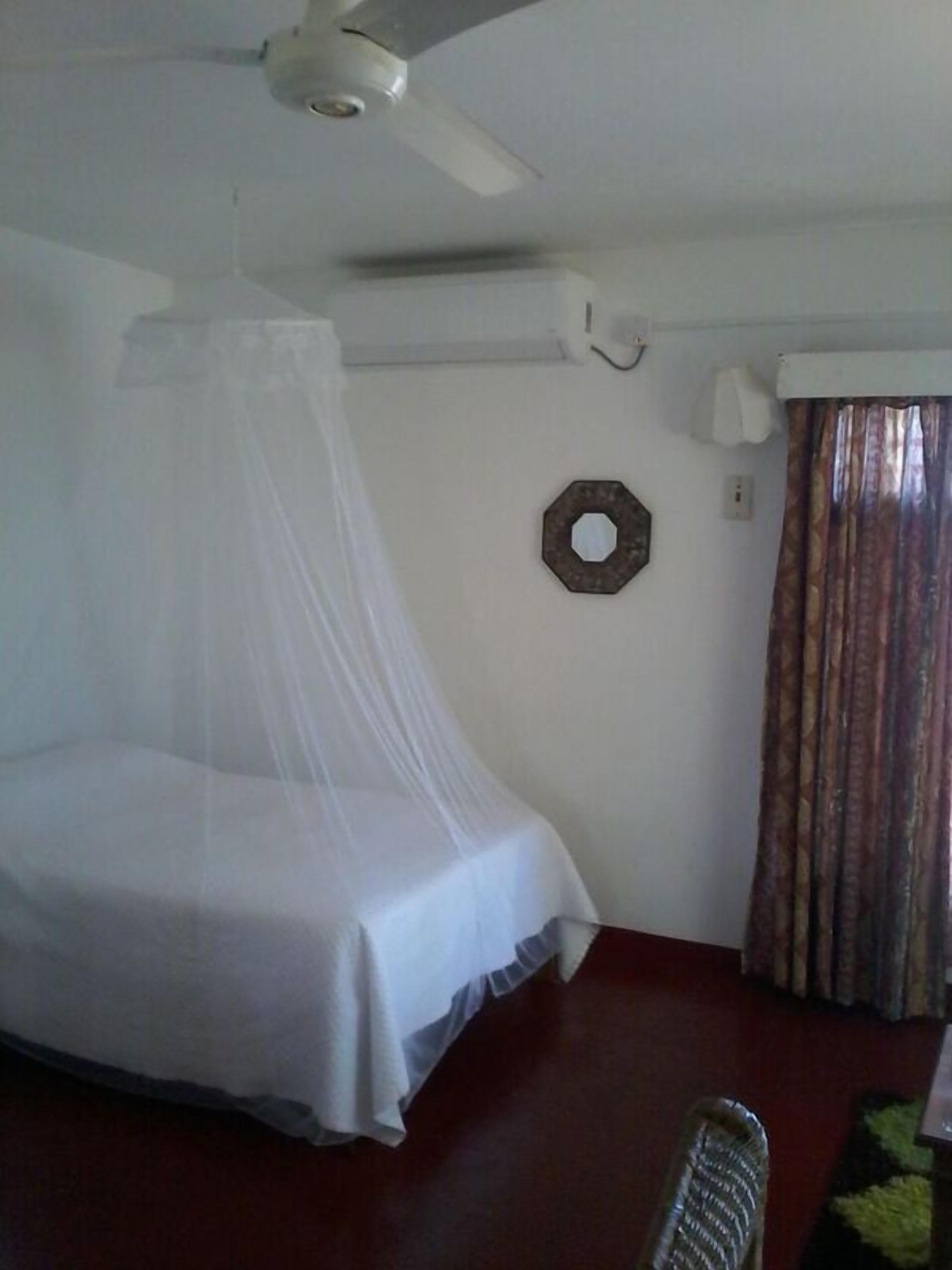 in-room safe, desk, iron/ironing board, free wifi