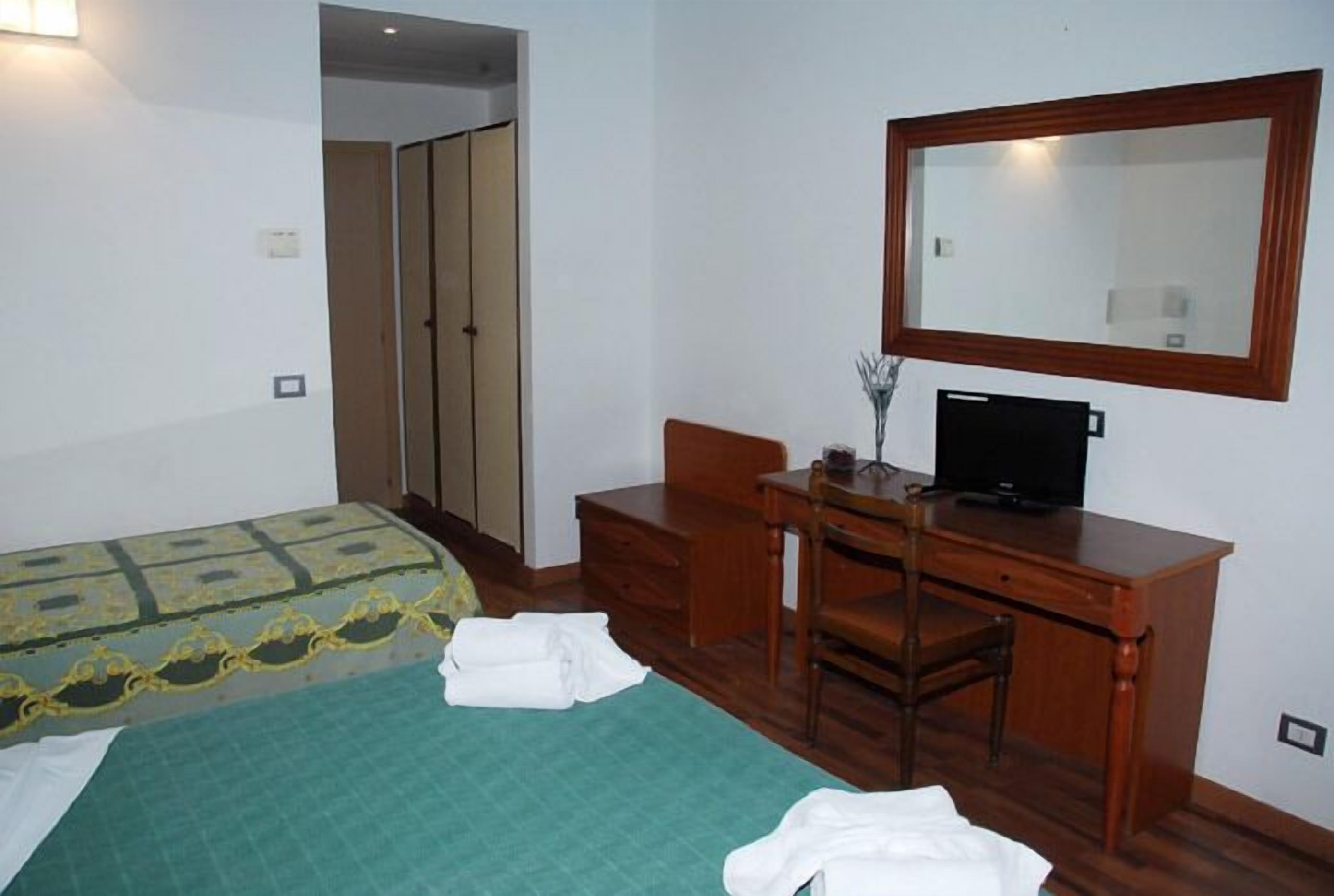 Photo - Hotel Golden