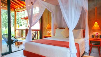 Cabaña Confort | Minibar, cortinas opacas, ropa de cama