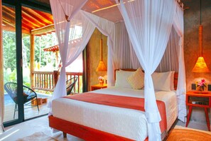 Hytte – comfort | Minibar, blendingsgardiner og sengetøy