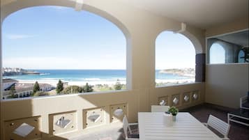 Panorama suite, 1 slaapkamer | Uitzicht vanuit de kamer