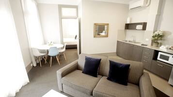 Suite SupĂ©rieure, vue plage | Ăquipements de la chambre