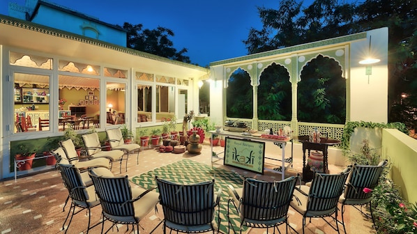 Super Deluxe Room | Khu tổ chức đại tiệc ngoài trời