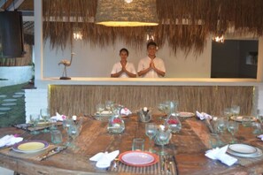 Breakfast, lunch and dinner served - Sal Secret Spot (Pecatu)