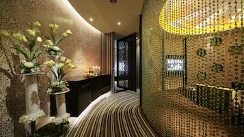 Deluxe Double Room, Hot Tub | Soundproofing, free WiFi, bed sheets