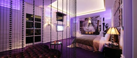 Deluxe-Doppelzimmer, Whirlpool | Schallisolierte Zimmer, kostenloses WLAN, Bettwäsche
