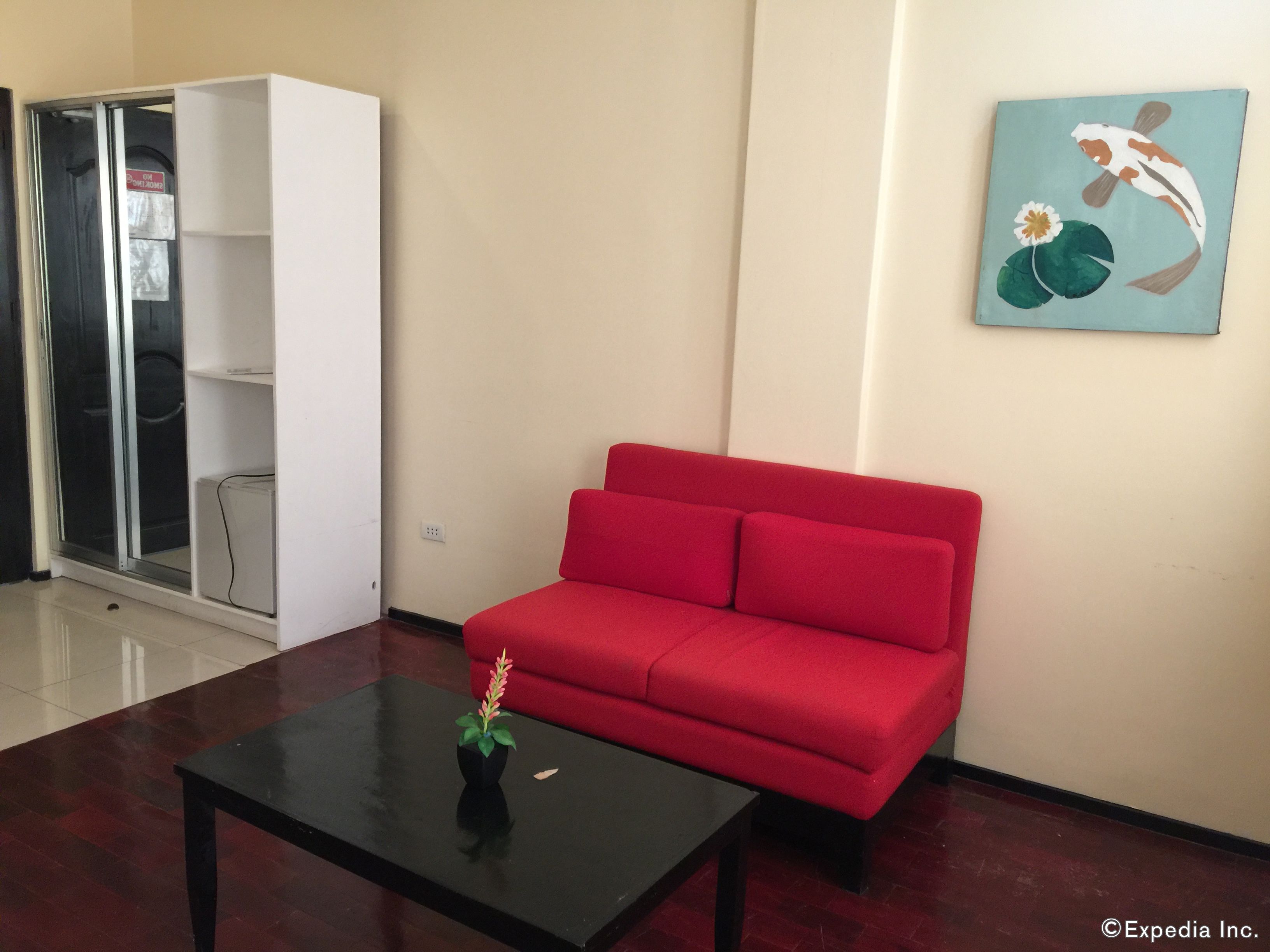 Executive Suite | Living area