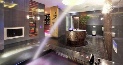 Icloud Luxury Resort & Hotel