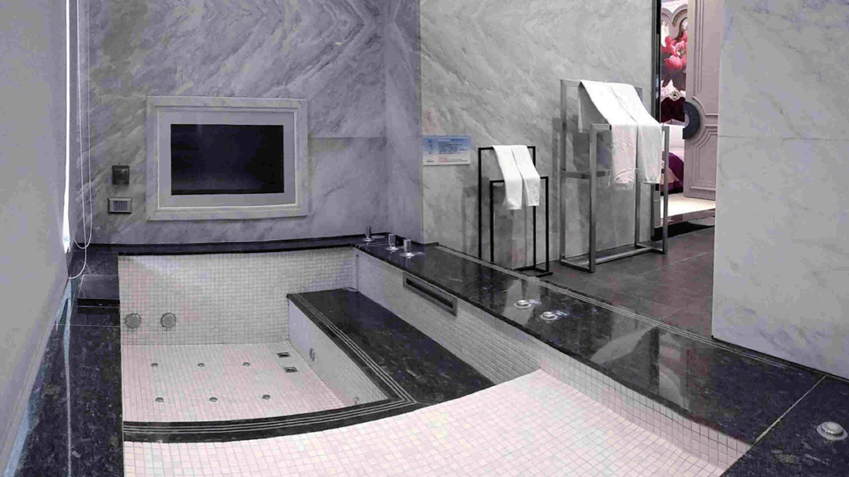 club room | bathroom | separate bathtub and shower, deep-soaking bathtub, rainfall showerhead