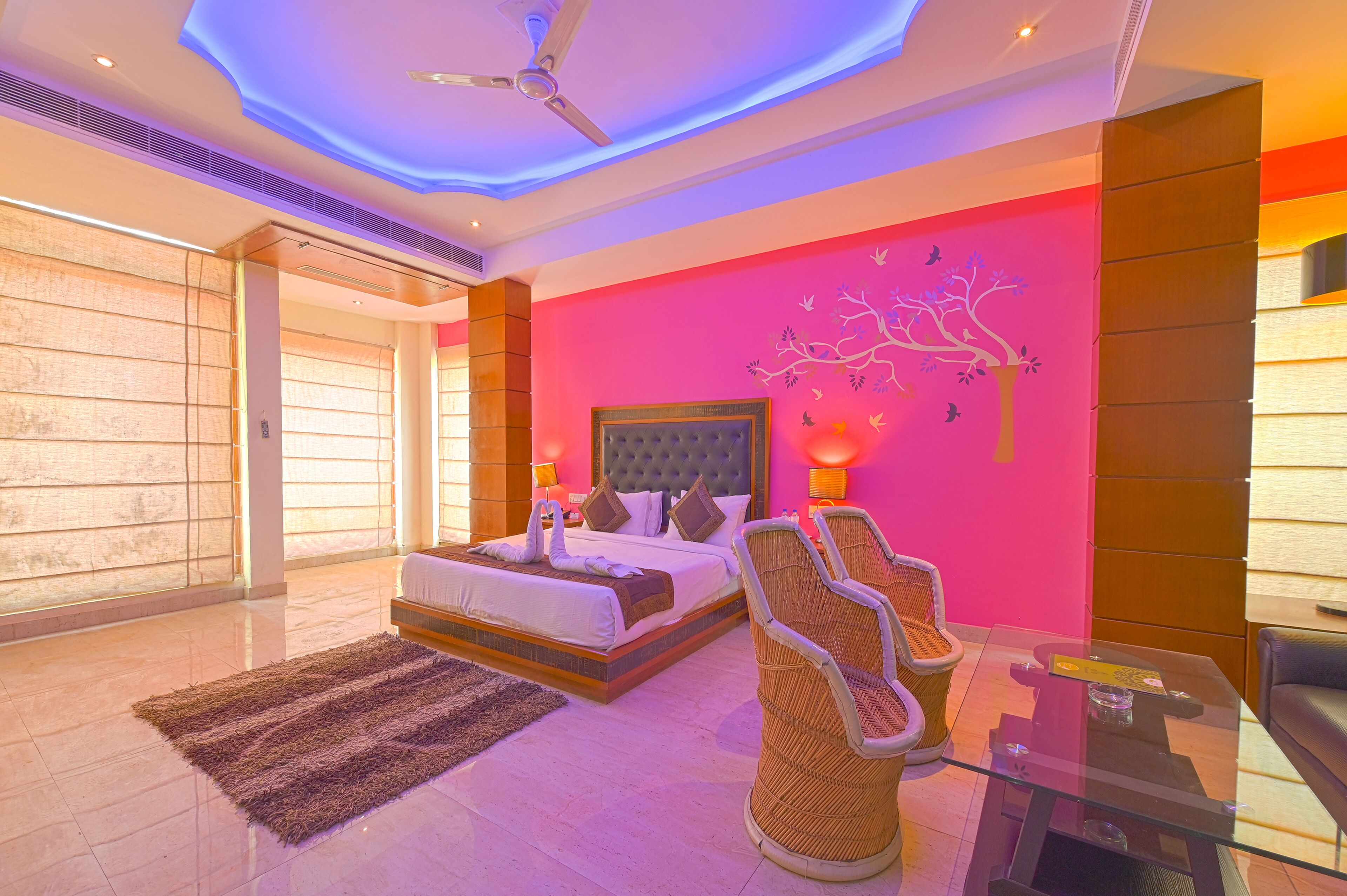 デスク、防音設備、WiFi (無料)、ベッドシーツ