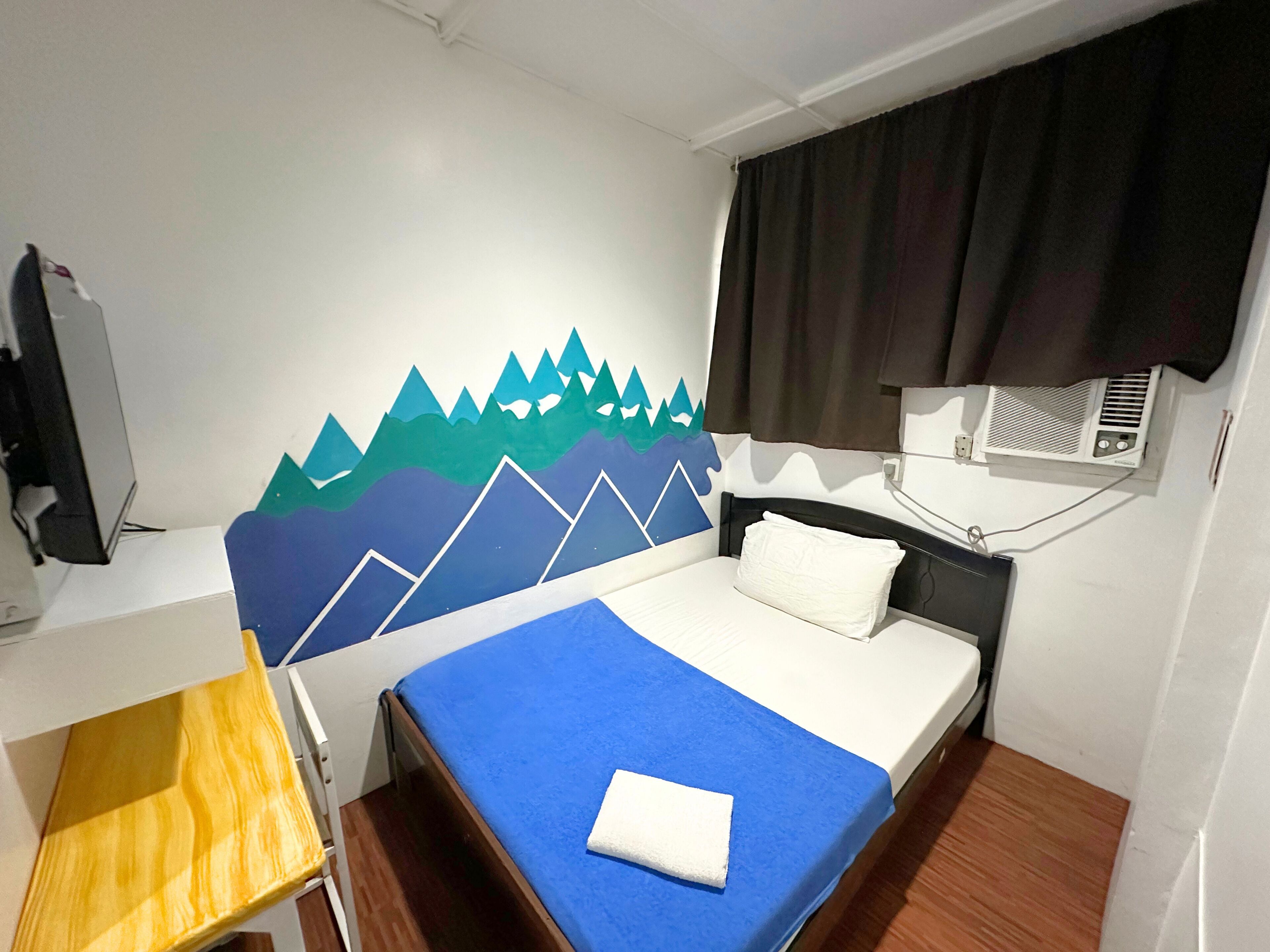 Desk, soundproofing, bed sheets