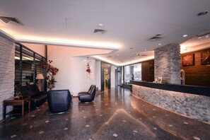 Lobby - Waugh Den Hotel (Taichung)