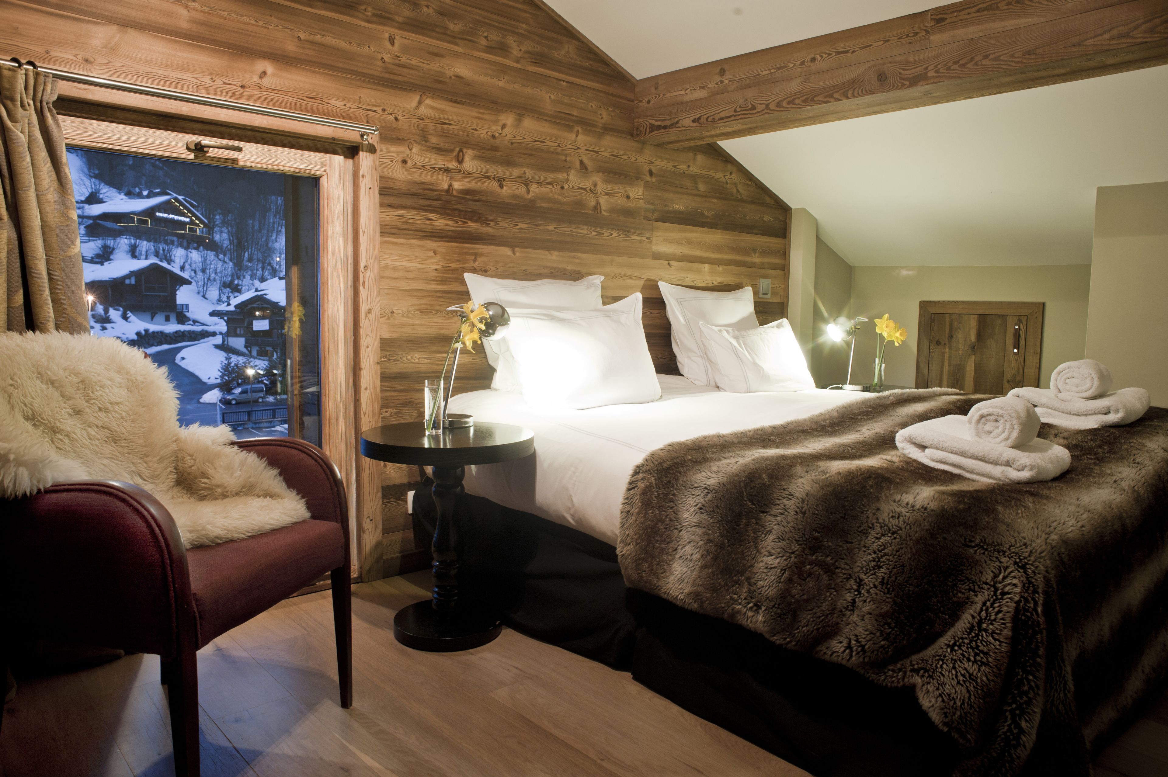 Egyptian cotton sheets, in-room safe, soundproofing