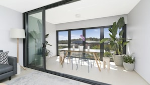 Luxury Apartment, 1 Bedroom | 1 bedroom, iron/ironing board, rollaway beds (surcharge), WiFi (free)