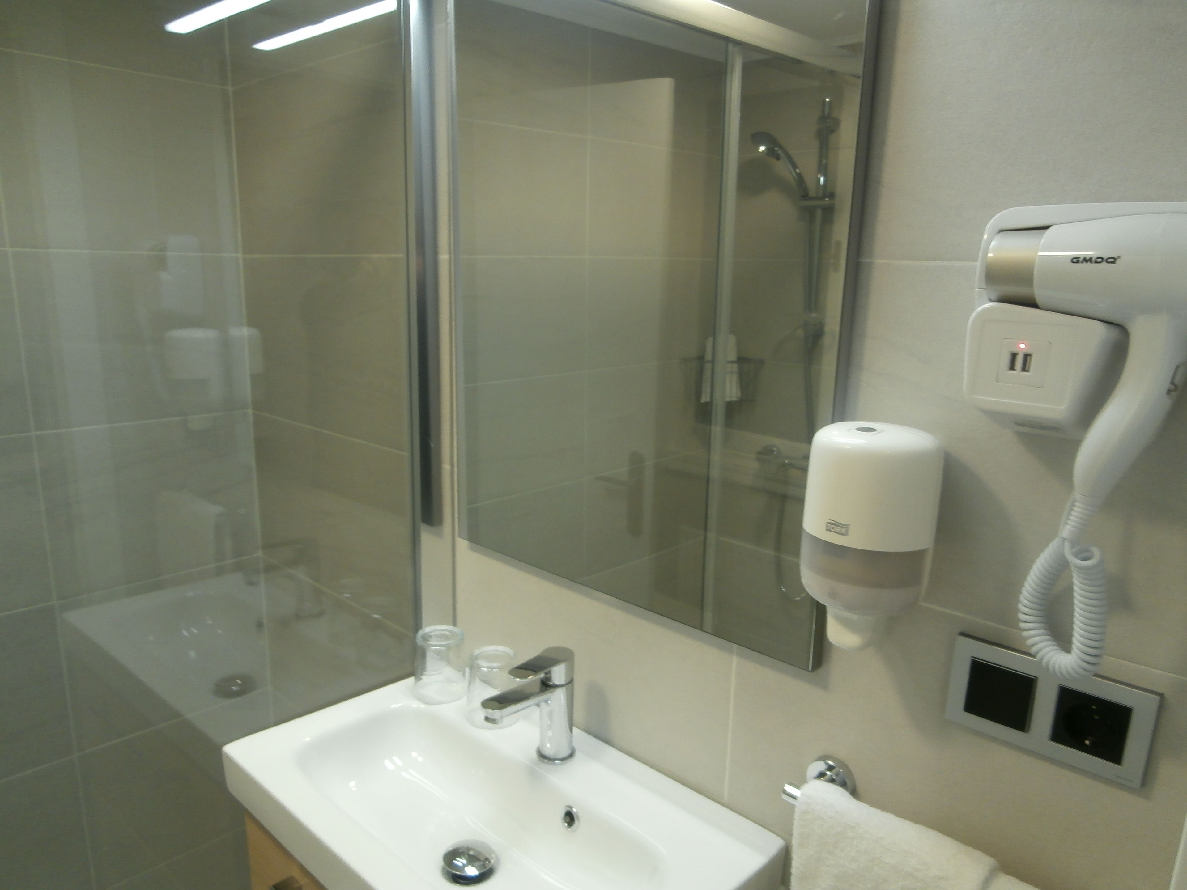 Photo - Pensión Donostiarra