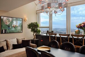 Télévision LCD de 35 pouces avec chaînes par câble, télévision