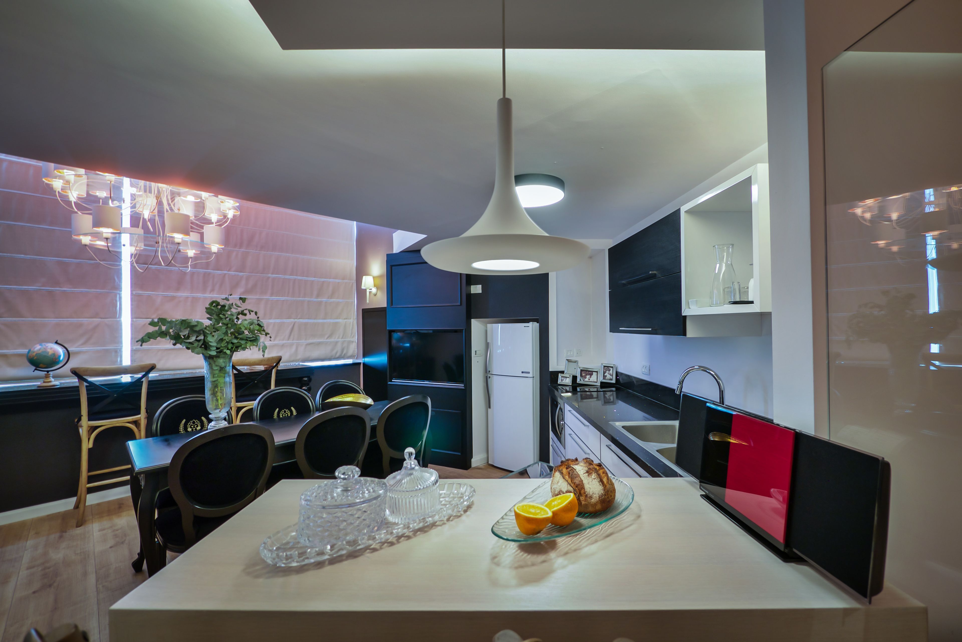 suite (prestige duplex) | private kitchen | fridge, microwave, espresso maker, electric kettle