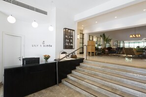 Business center - Lily & Bloom Hotel (Tel Aviv)