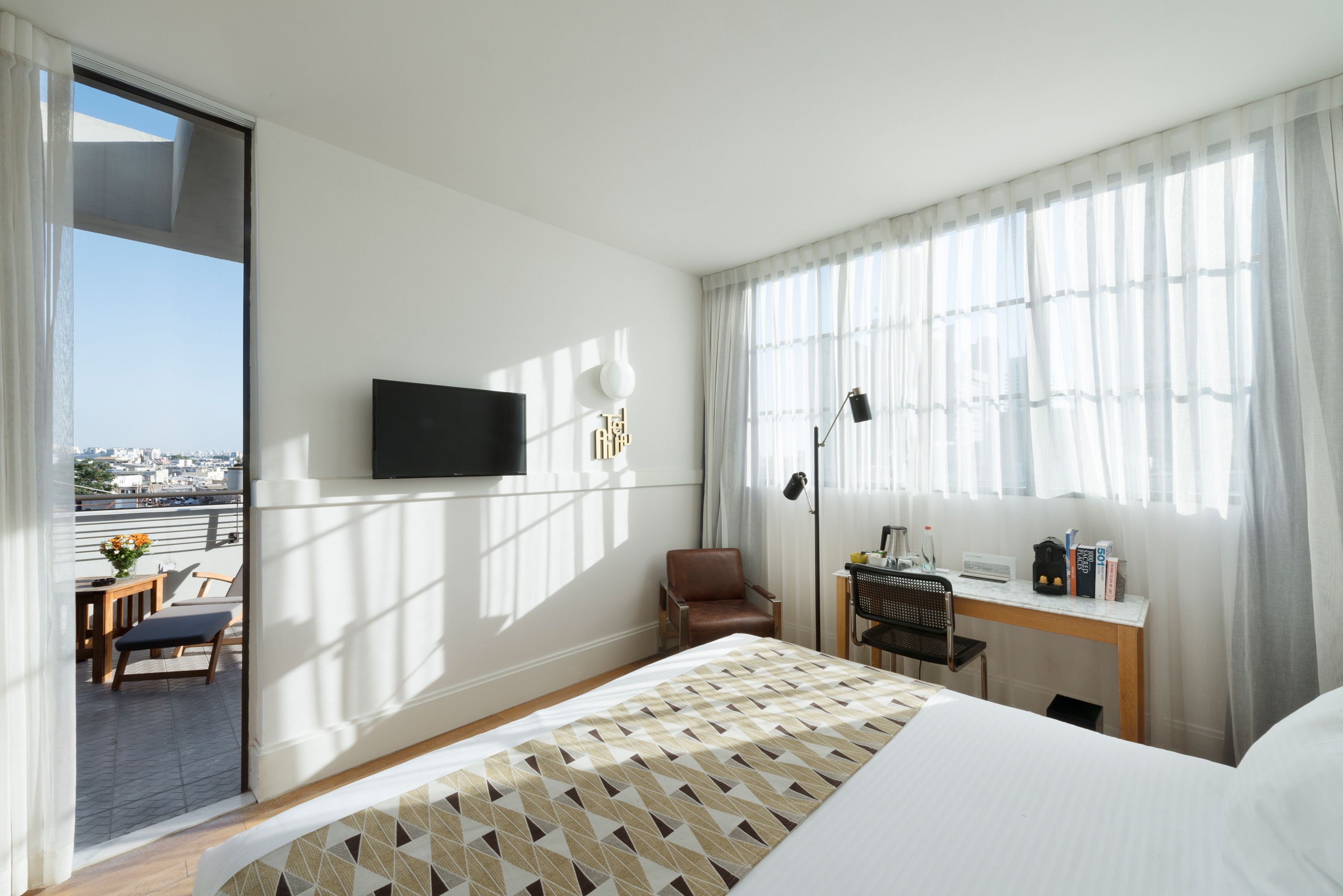 Photo - Lily & Bloom Boutique Hotel