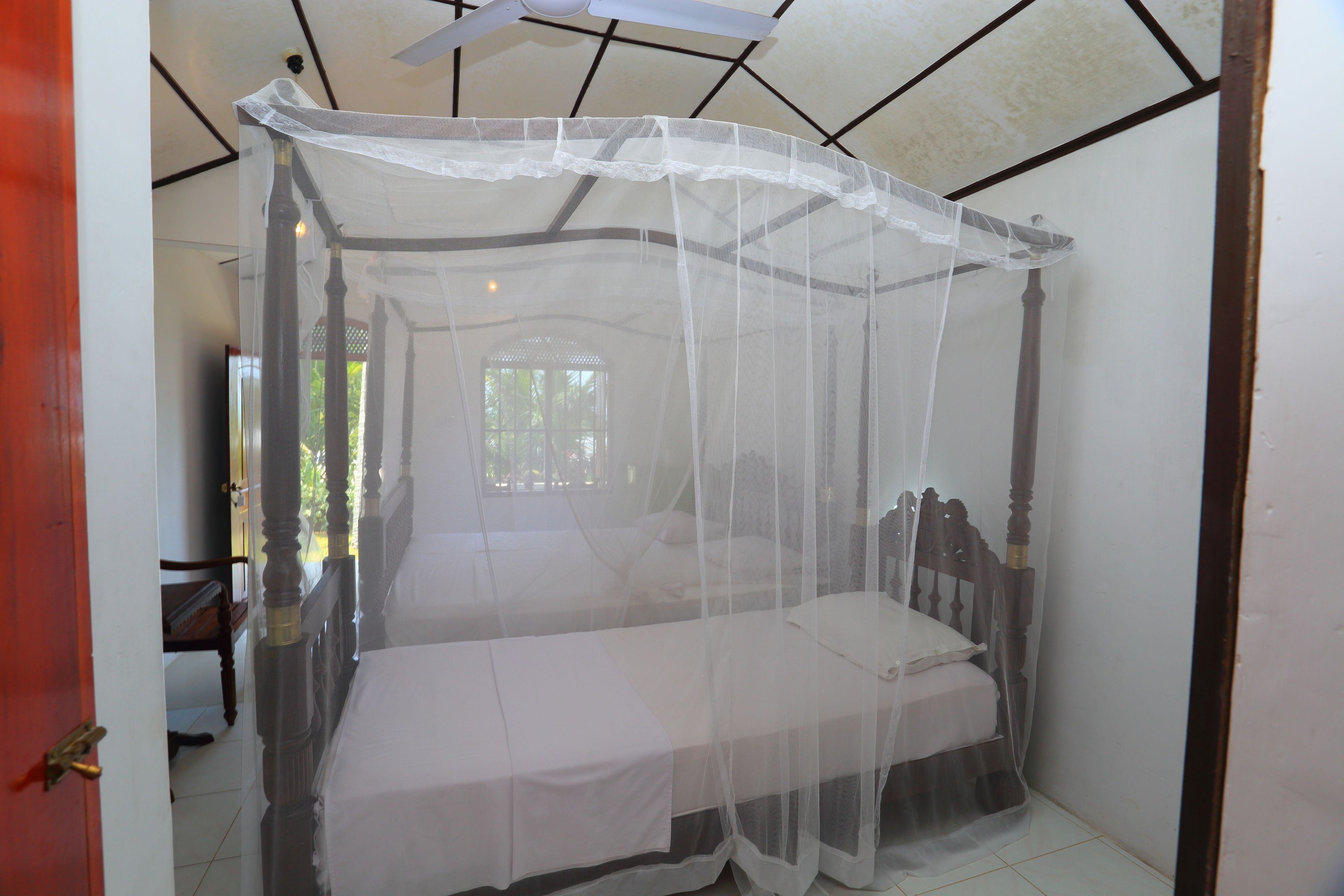 Standard Double Room With Pool View | Minibar, in-room safe, desk, iron/ironing board