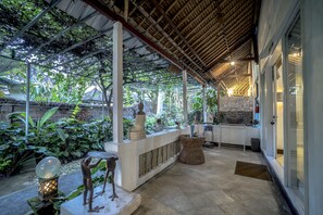 Front of property - Gajah Biru Bungalows (Ubud)