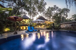 Outdoor pool - Gajah Biru Bungalows (Ubud)