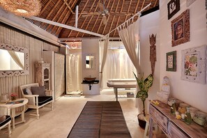 Body treatments, aromatherapy, hot stone massages, body scrubs, facials - Gajah Biru Bungalows (Ubud)