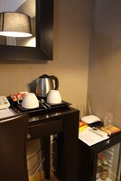 Kahden hengen huone (yksi tai kaksi sänkyä) | Huoneen varustelu