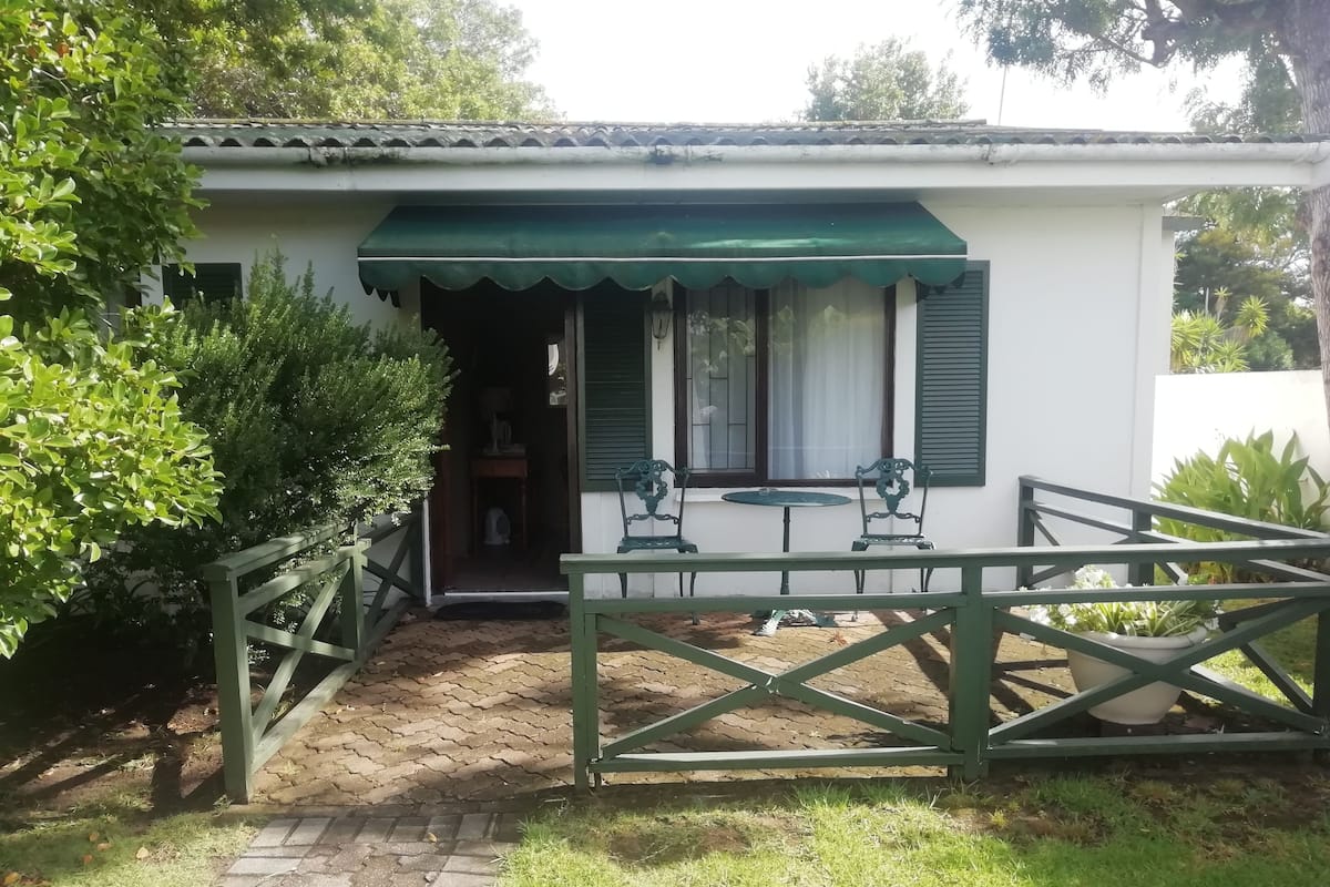 Standard Room, 2 Single Beds, Accessible, Lagoon View (Milkwood)