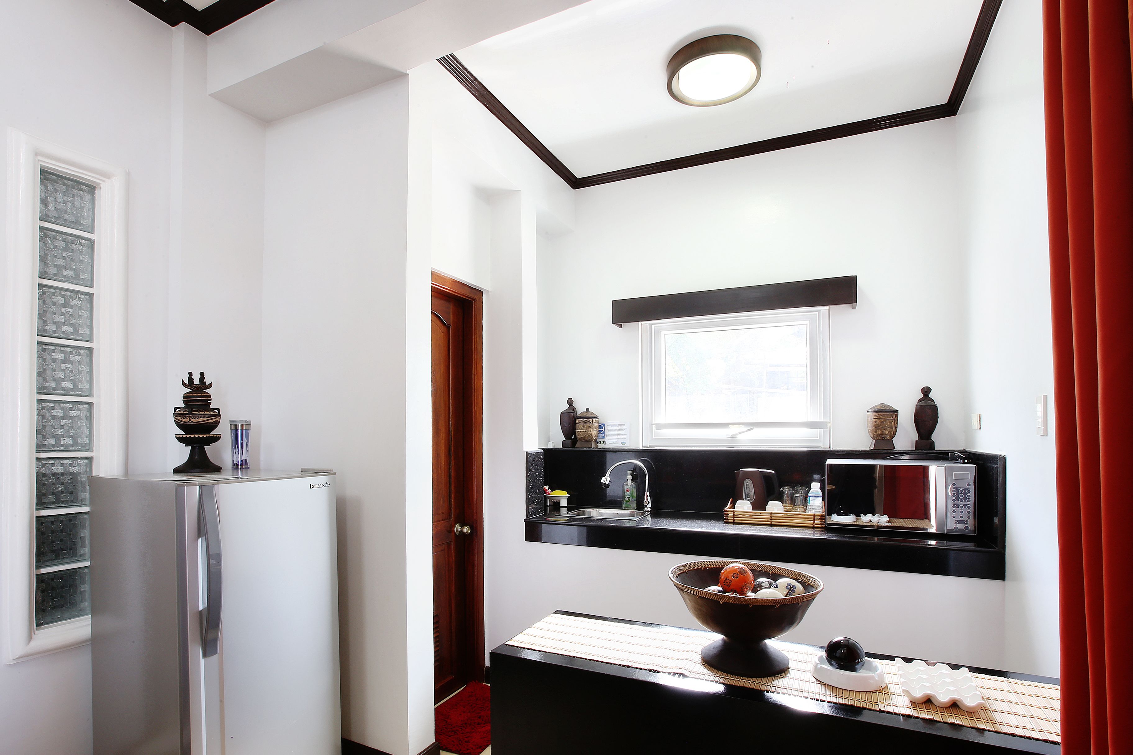 penthouse | private kitchen | fridge, coffee/tea maker