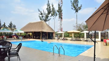 Poolside bar