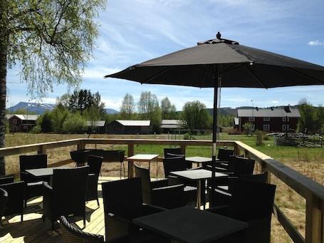 Terraza o patio. Sonfjällsgården Wärdshus & Hotell