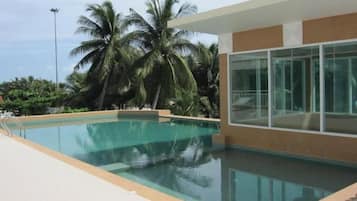 Piscina externa