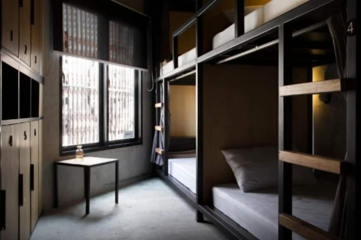 In-room safe, free WiFi, bed sheets