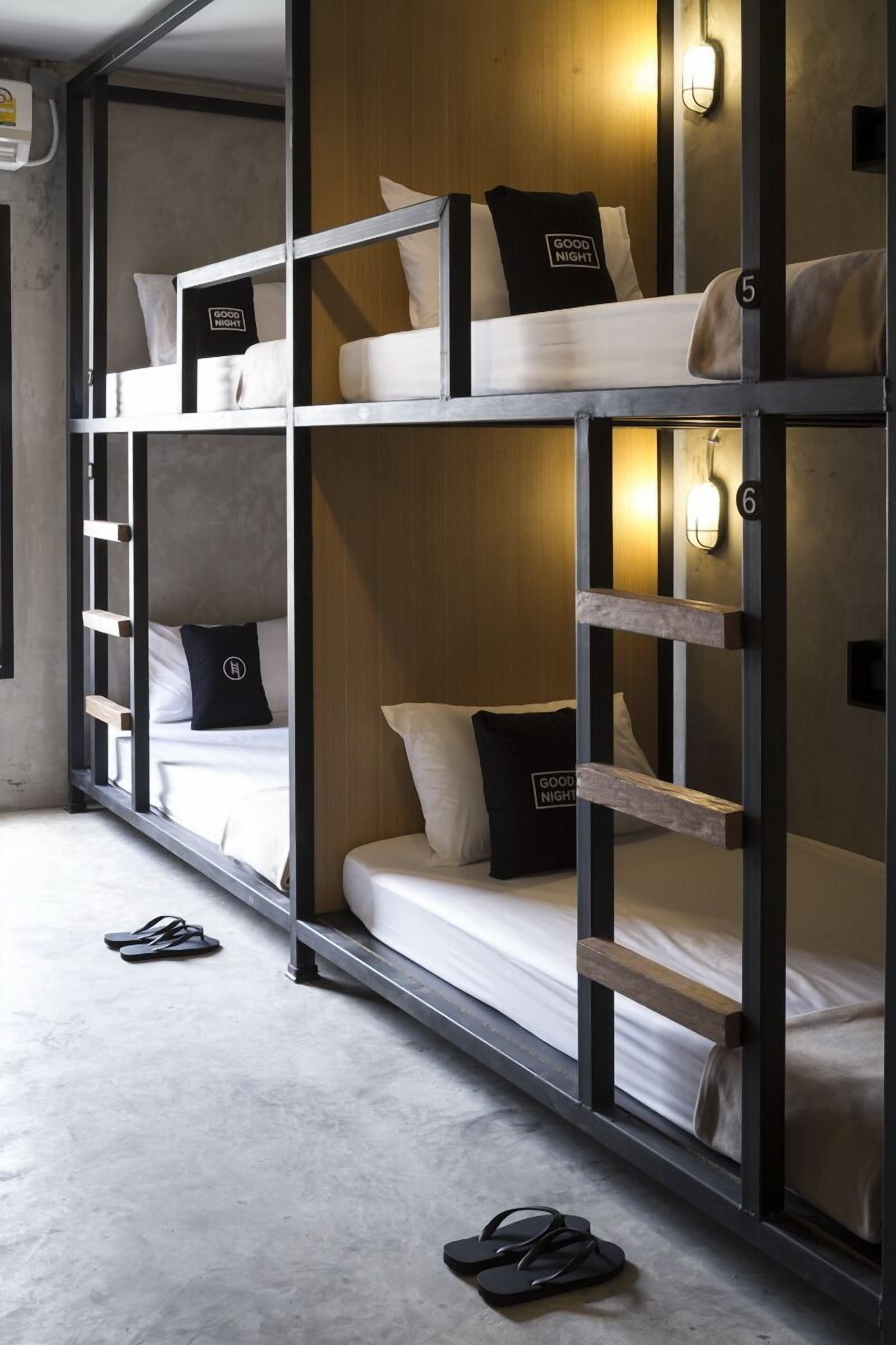 In-room safe, free WiFi, bed sheets