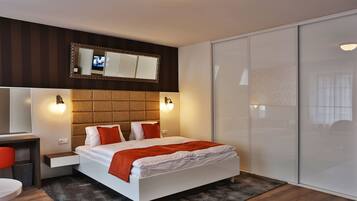 Estúdio luxo (43) | 1 quarto, escrivaninha, quartos à prova de som