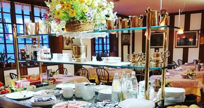 Hotel Fioroni