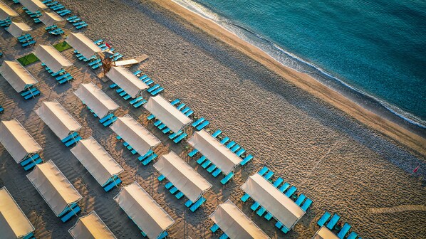 Private beach nearby, beach cabanas, sun loungers, beach umbrellas - Crystal Prestige Pearl Collection (Kemer)