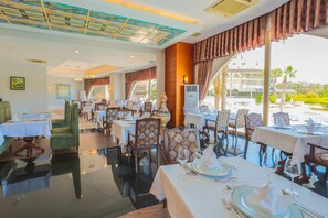 6 Restaurants, Frühstück, Mittagessen, Abendessen, mexikanische Küche