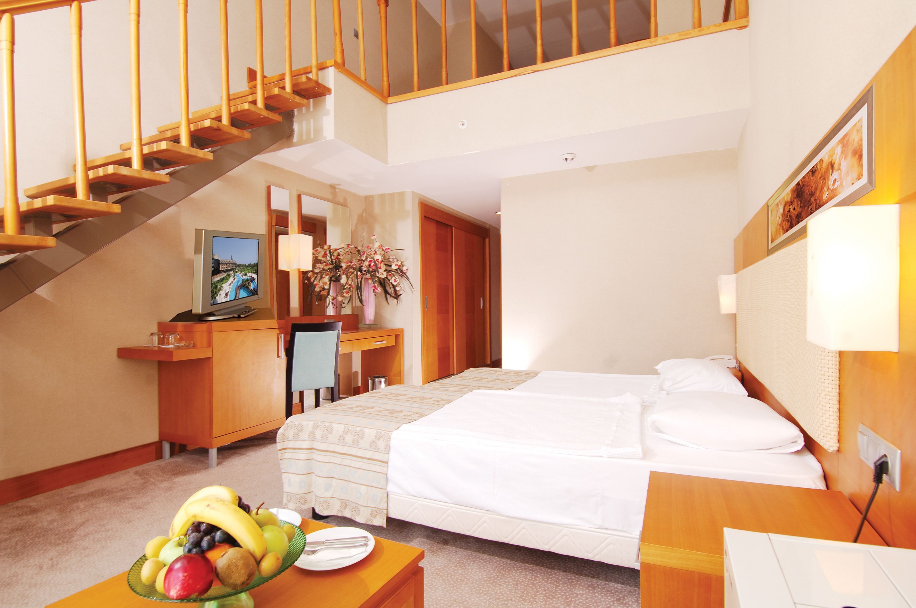 Photo - Crystal Prestige Pearl Collection