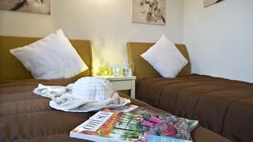 Premium Villa, 3 Bedrooms | Individually decorated, individually furnished, cribs/infant beds