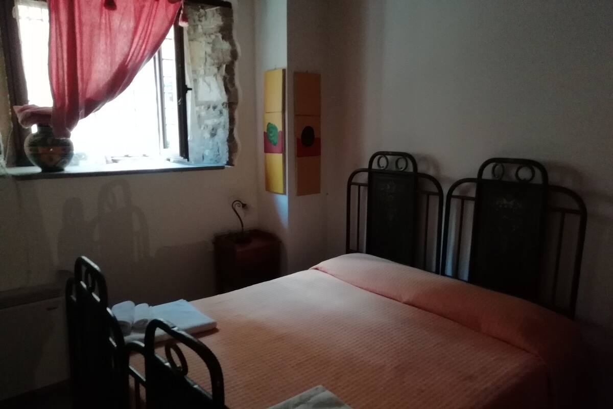 Double Room (Papavero) | Premium bedding, free WiFi, bed sheets