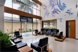 Interior entrance - Hi5 Hotel & Experience (Nashik)