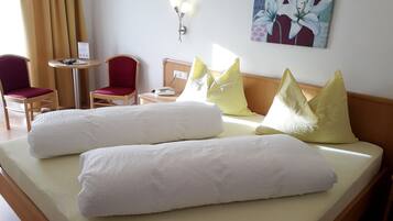 Superior Double Room | In-room safe, desk, free WiFi, bed sheets