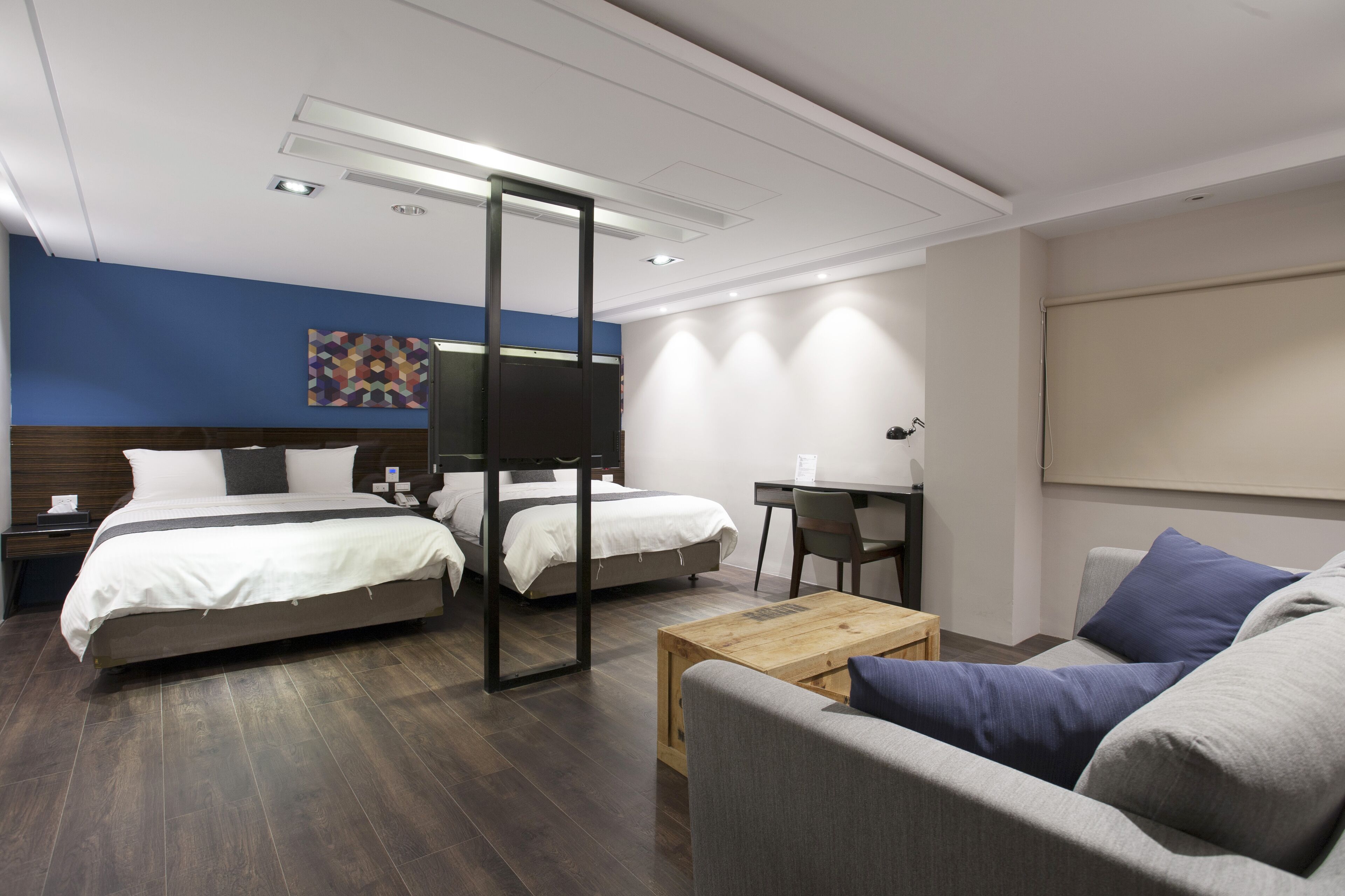 basic quadruple room | minibar, desk, soundproofing, free wifi