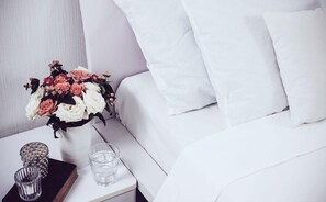 Iron/ironing board, free WiFi, bed sheets