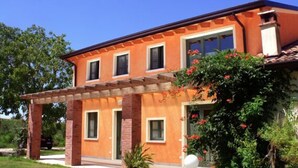 Exterior - La Casa del Mandorlo (Monzambano)