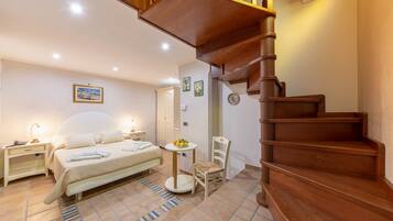 Classic Double Room, Private Bathroom, Garden View | 1 bedroom, Egyptian cotton sheets, premium bedding, in-room safe