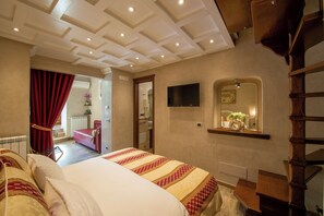 Luxury Apartment, Multiple Beds, Garden View | Egyptian cotton sheets, premium bedding, in-room safe